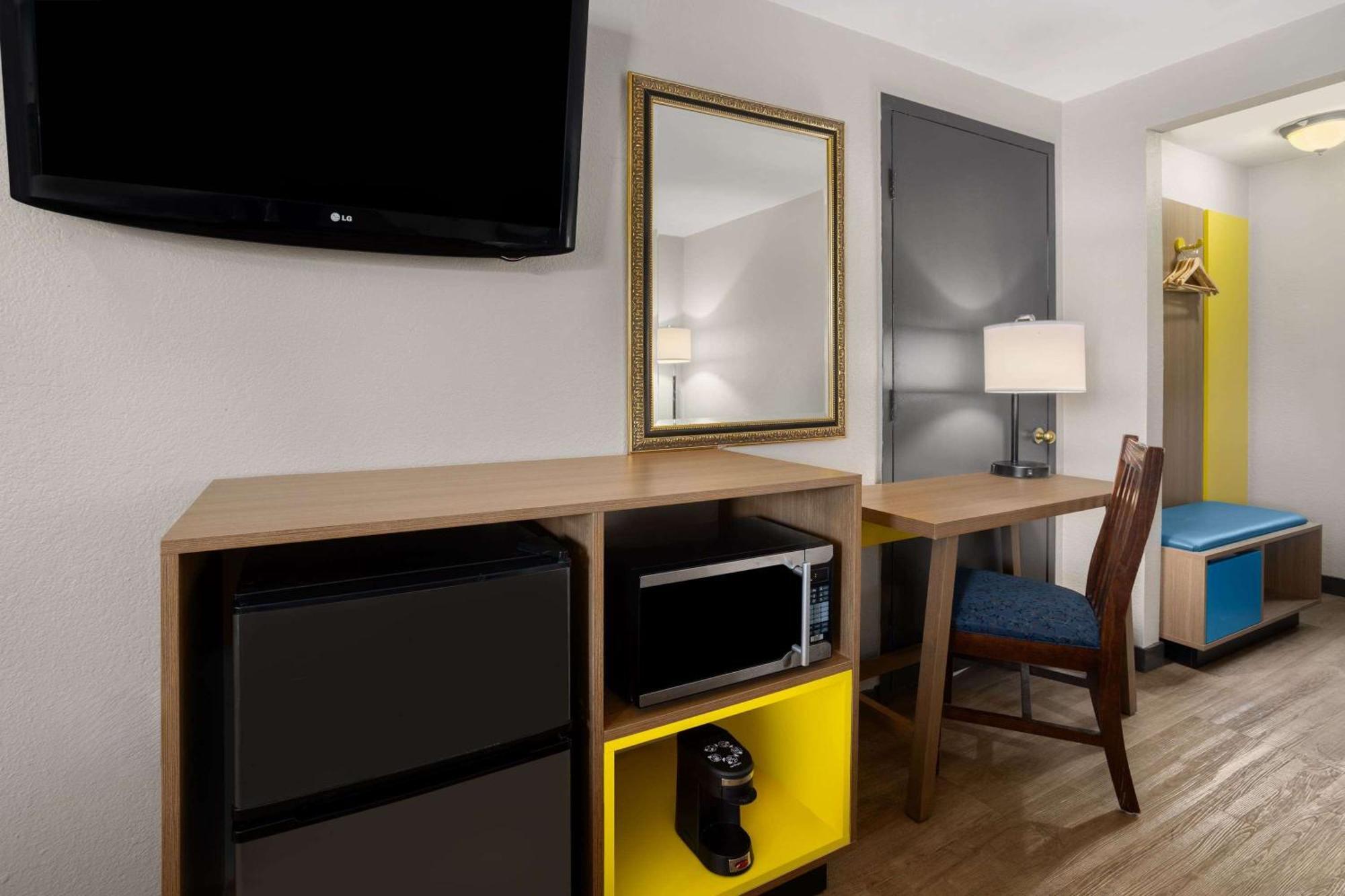 Days Inn By Wyndham Wurtsboro Eksteriør bilde
